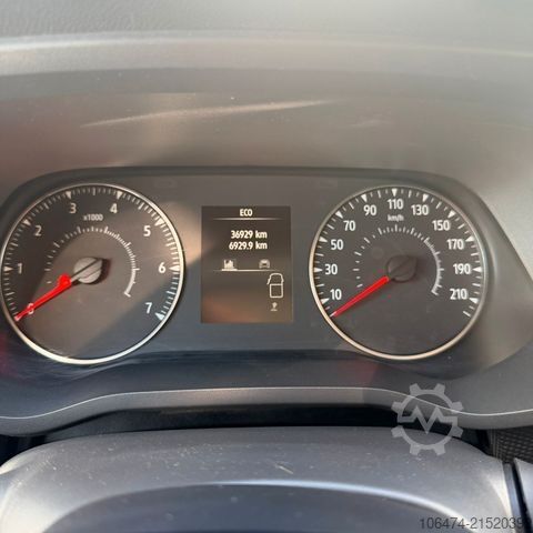 Kastenwagen RENAULT Trafic Kasten L2H1 3,0t Komfort #LED # Sortimo