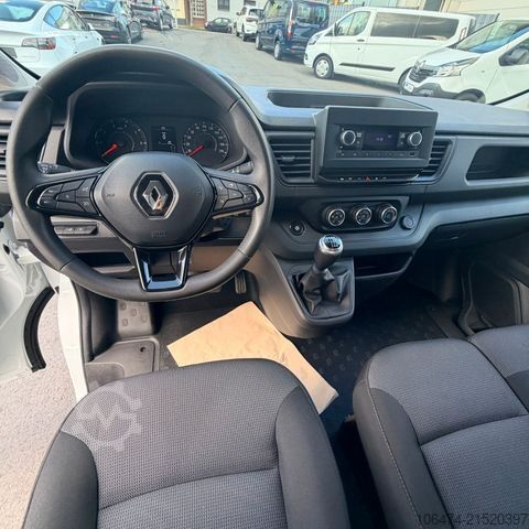 Kastenwagen RENAULT Trafic Kasten L2H1 3,0t Komfort #LED # Sortimo