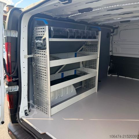 Kastenwagen RENAULT Trafic Kasten L2H1 3,0t Komfort #LED # Sortimo
