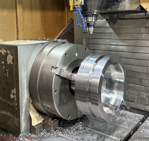 5 Achsen Universal Bearbeitungszentrum AXA VHC-3-M/K