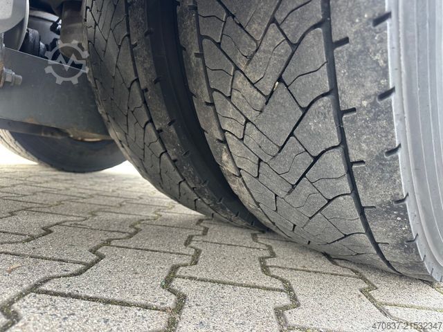 Standard SZM MERCEDES-BENZ Actros 1844 / Mega Space / Standklima / Retarder