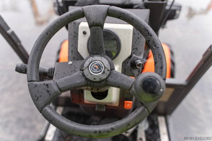 Mini-Lader Castloaders 825D