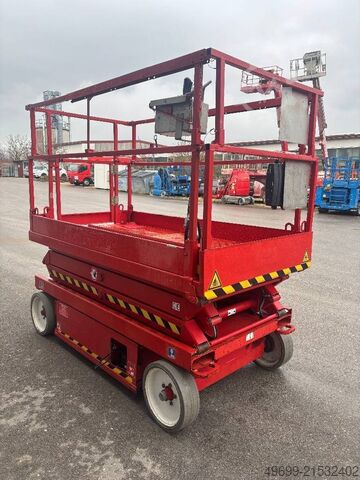 Scissor lift SkyJack SJ 4620 8,10m Elektro Scherenarbeitsbühne