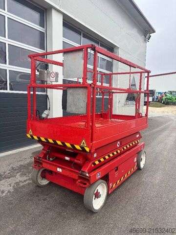Scissor lift SkyJack SJ 4620 8,10m Elektro Scherenarbeitsbühne