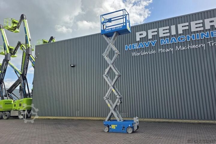 Scherenhebebühne Genie GS1932 Electric, 2025 Batteries, Working Height 7.