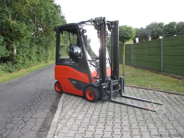 Elektro 4 Rad-Stapler Linde E16PH-02
