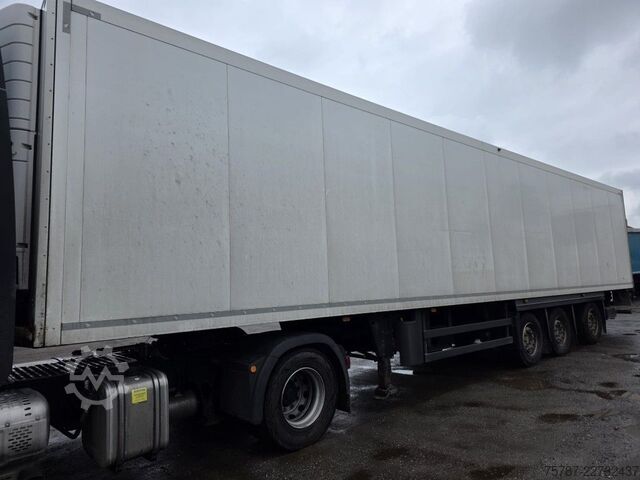 Kühlauflieger SCHMITZ CARGOBULL Tiefkühler, 3 Kammern, Lift, LBW, SCB*S3B