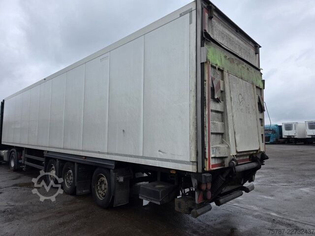 Kühlauflieger SCHMITZ CARGOBULL Tiefkühler, 3 Kammern, Lift, LBW, SCB*S3B