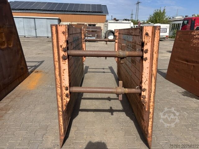 Construction machine LTW Kanal Verbau