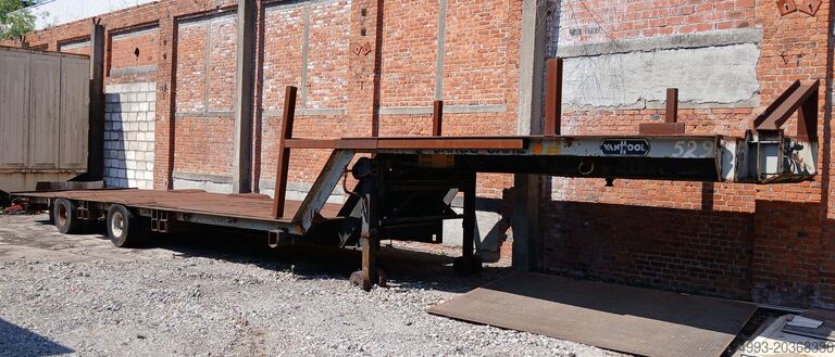 Low-bed trailer for the transport of construction machinery Van hool oplegger 2H0007