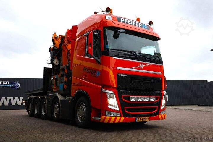All-Terrain-Kran Volvo FH12 With Cormach 135t/m Crane Volvo FH12 10x4 Wit