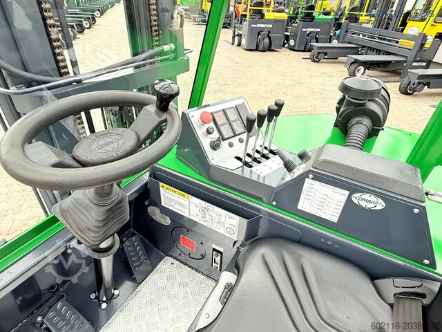 Vierwege-Gabelstapler Combilift CB3000 / TRIPLEX 4900MM / FREE LIFT