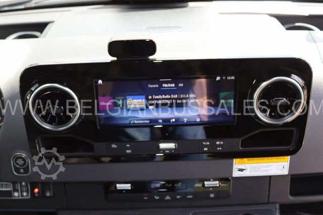 Minibus Mercedes-Benz Sprinter Basic FD / Automatic gearbox / Airco