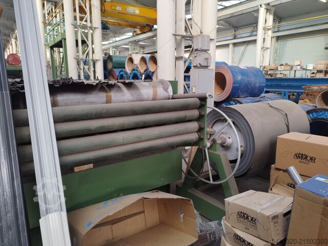 Produktionslinie für EPS/MW-Sandwichpaneele IPVET EPS/MW custom sandwich panel