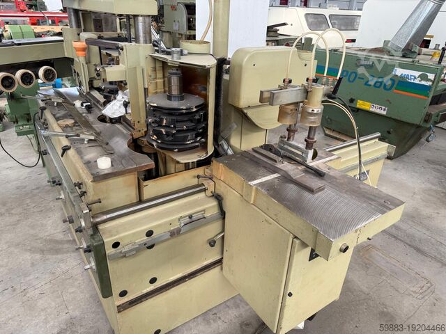 Machining center for angle windows SCM Multiflex