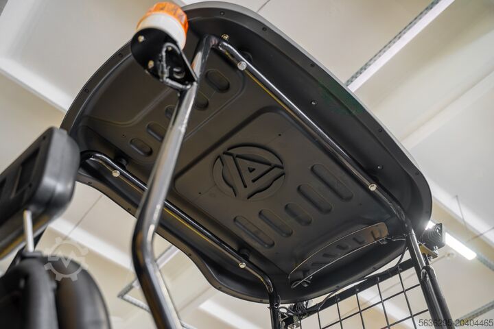Mini excavator Rippa R10 ECO