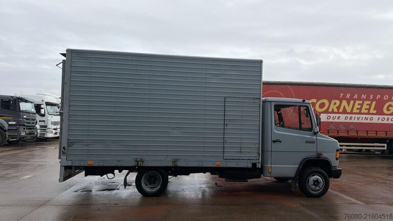 Box body Mercedes-Benz Vario 609D (BELGIAN TRUCK / MANUAL GEARBOX / BO...