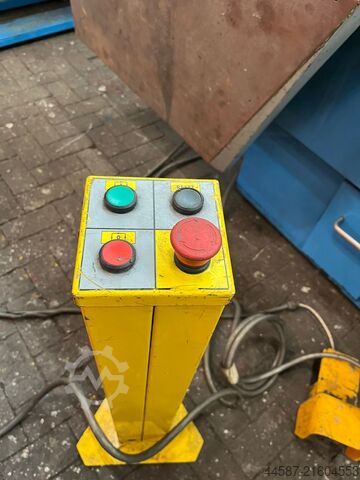 Stanz-Nibbelmaschine Euromac BX 750/30