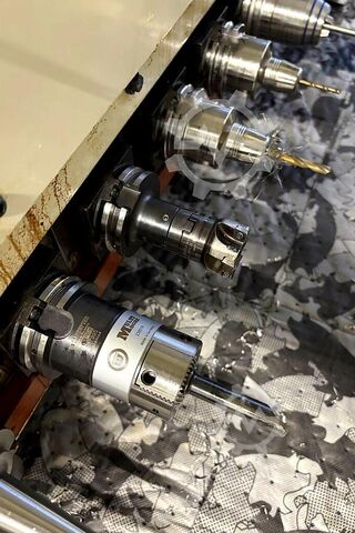 Vertikales Bearbeitungszentrum MATSUURA MAM 72-25 V
