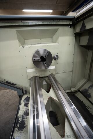 Cycle-controlled lathe Fabryka Automatów Tokarskich we Wrocławiu TUR-MN 710