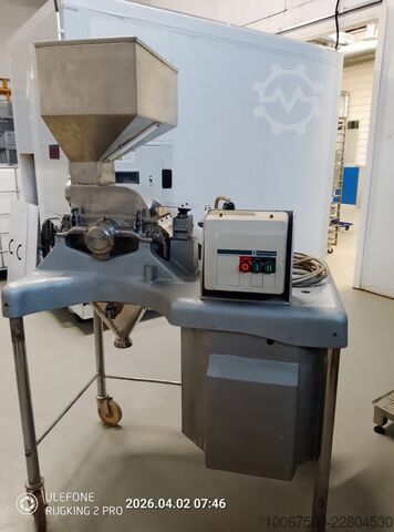 Mill Apex comminuting mill A37873