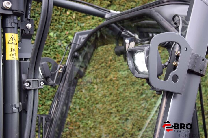 Gabelstapler Linde E16C-02 EVO Triplex