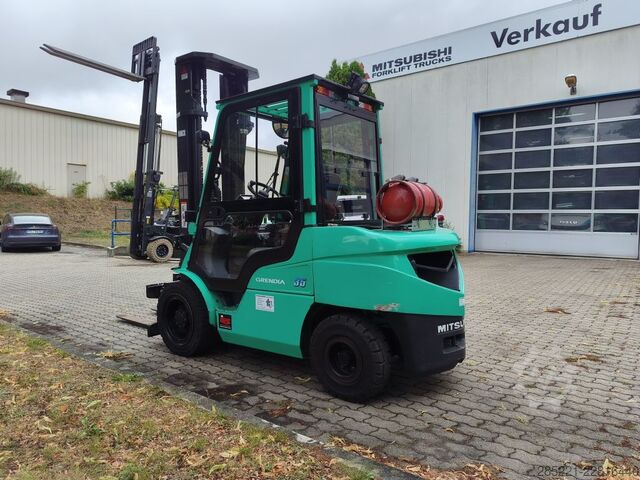 Treibgasstapler Mitsubishi FG35N