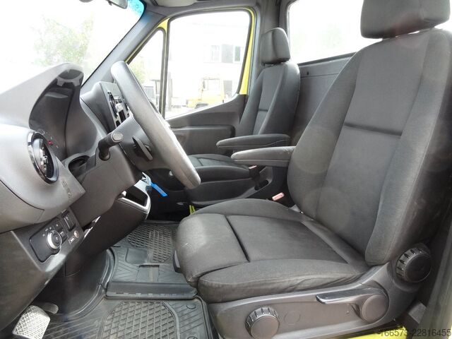 Transporter Fahrgestell MERCEDES-BENZ Sprinter 516 Automatik Klima zwillingsbereift
