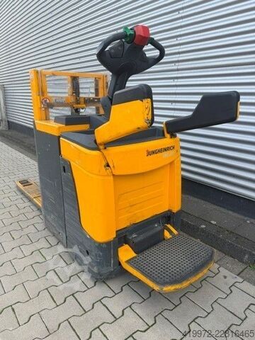 Double stacker Jungheinrich ERD220