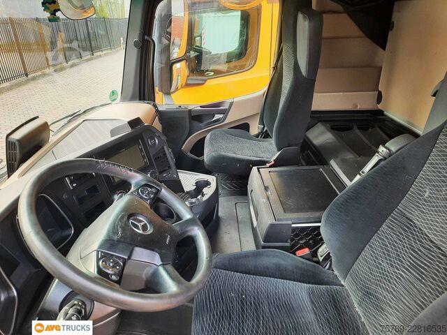 Volume tractor unit MERCEDES-BENZ 1843 LS ACTROS Retarder 2xTank