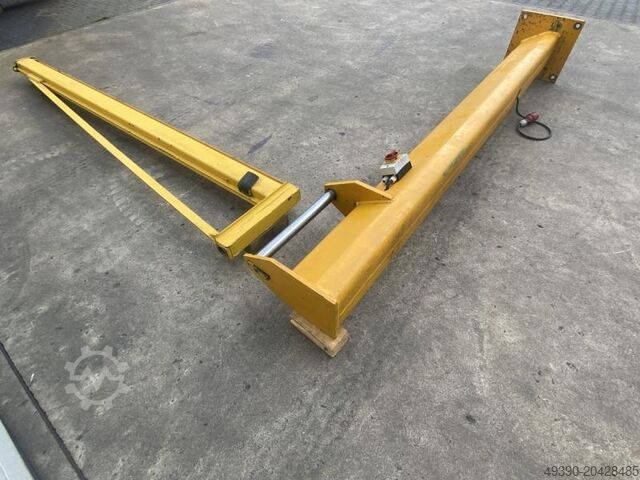 Säulenschwenkkran DEMAG KBK 2