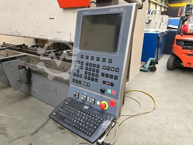 Abkantpresse Bystronic PR 200x4100