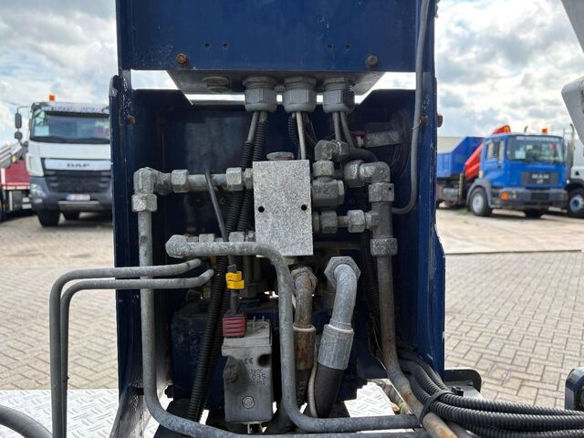 Hebebühne Nissan NT400 + 29 METER LADDER/VERHUIS LIFT + HYDROLIC...