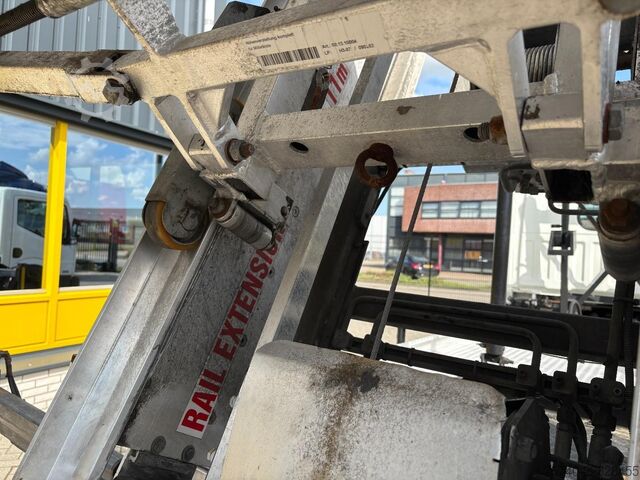 Hebebühne Nissan NT400 + 29 METER LADDER/VERHUIS LIFT + HYDROLIC...