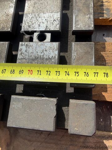 Modularer Schweißtisch mit Spannplatte 77x40 cm Stol teowy modularny plyta zaciskowa 77x40 cm Stol teowy modularny plyta zaciskowa 77x40 cm