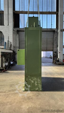 Hydraulische Presse WMW-ZEULENRODA PYE 250 S 1 M
