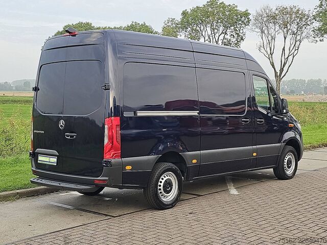High-roof van MERCEDES-BENZ SPRINTER 317 L2H2 LED Mbux10 AC