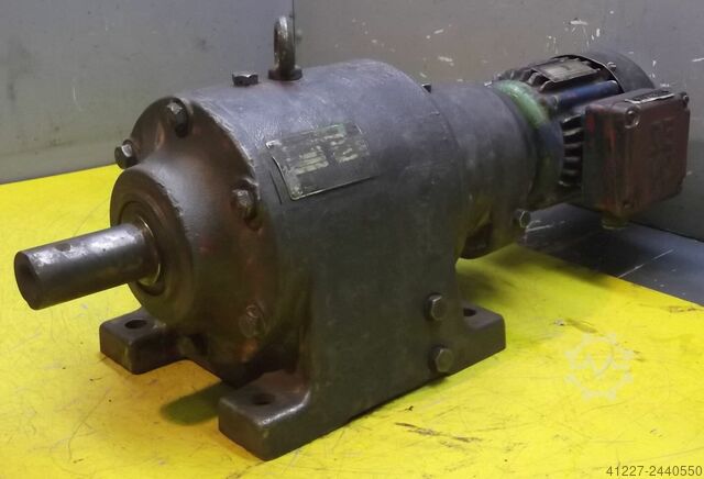 Gear motor 0.12 kW 0.16 rpm SEW-EURODRIVE R73,43WD71A-6