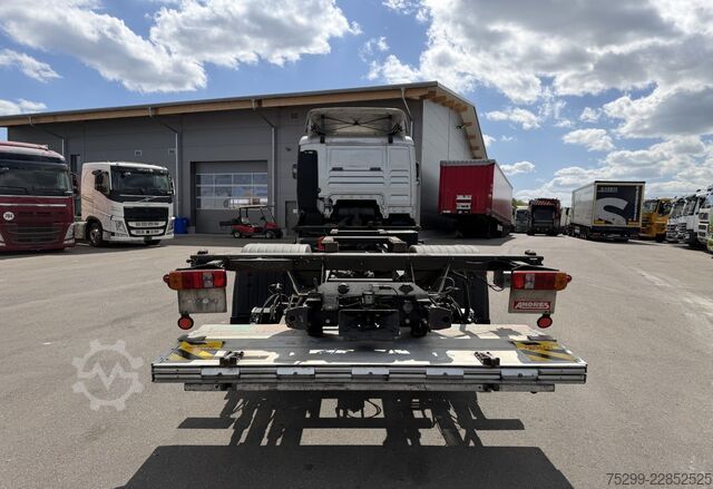 2001 MAN 18.413 FLLC 4x2 BDF+HB MAN 18.413 4x2 WB LKW AHK