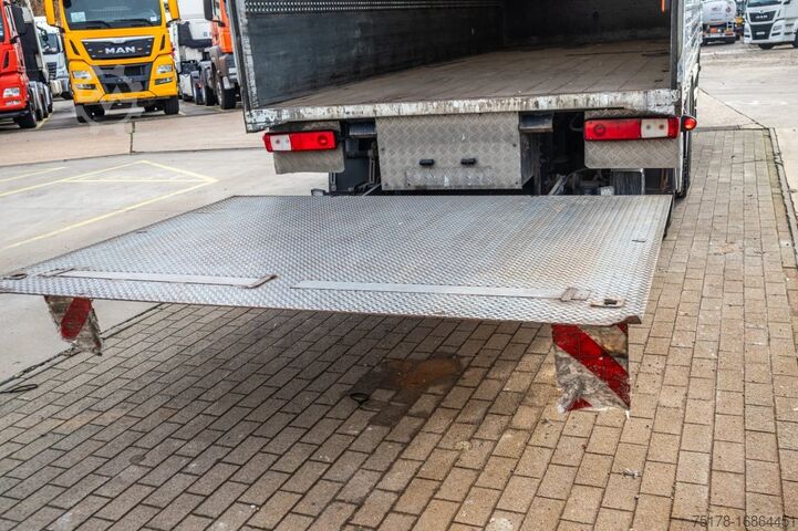 Box body RENAULT PREMIUM 340 DXI-6X2