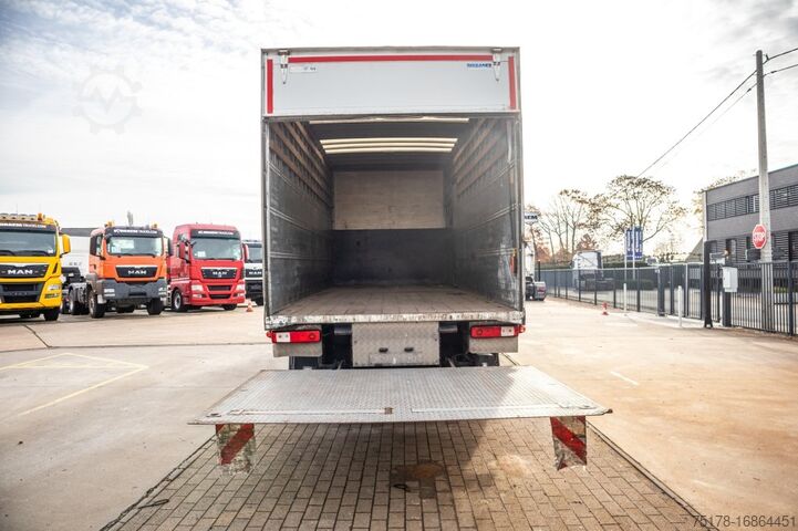 Box body RENAULT PREMIUM 340 DXI-6X2