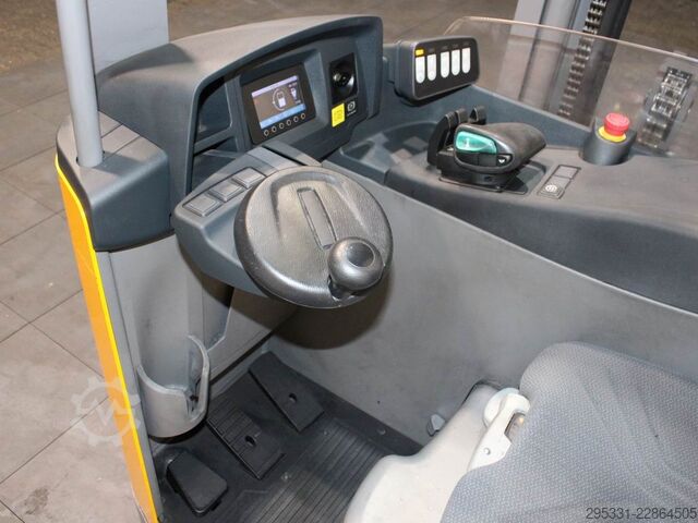Four-way reachtruck Jungheinrich ETV-Q 25  DL G200-425DZ
