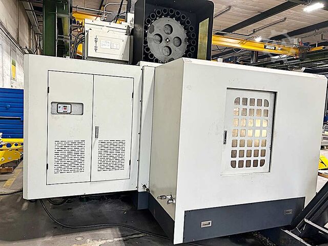 CNC Vertical Machining Center Dah Lih MVC-1350