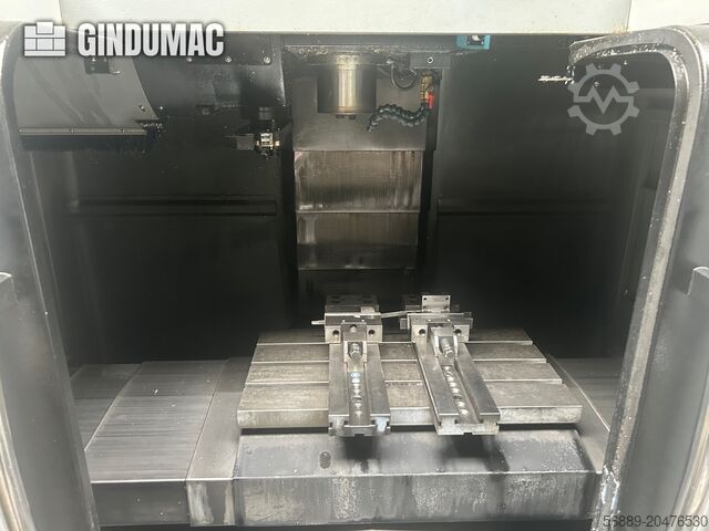 VERTIKALES BEARBEITUNGSZENTRUM Hurco VM10i