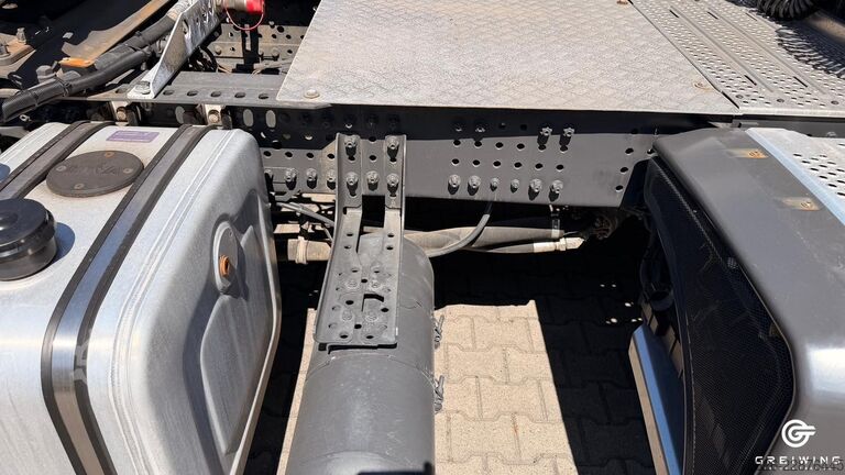 Standard tractor unit MERCEDES-BENZ 1840 LS Streamspace Hydraulik Alcoa