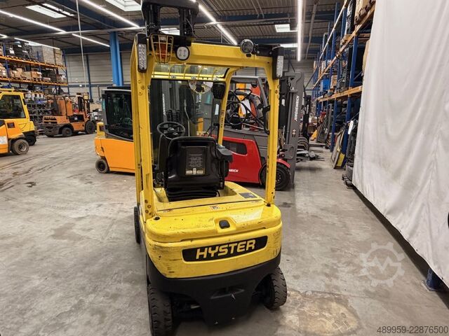 Electric 4-wheel forklift Hyster J2.0XN LWB