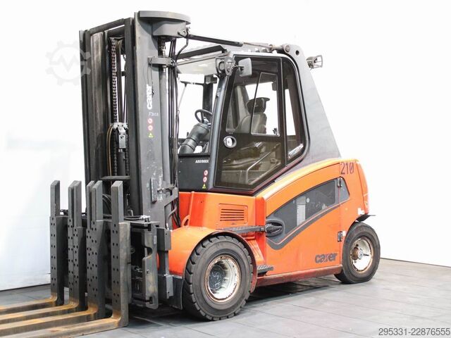 Electric 4-wheel forklift Carer A 80-900X