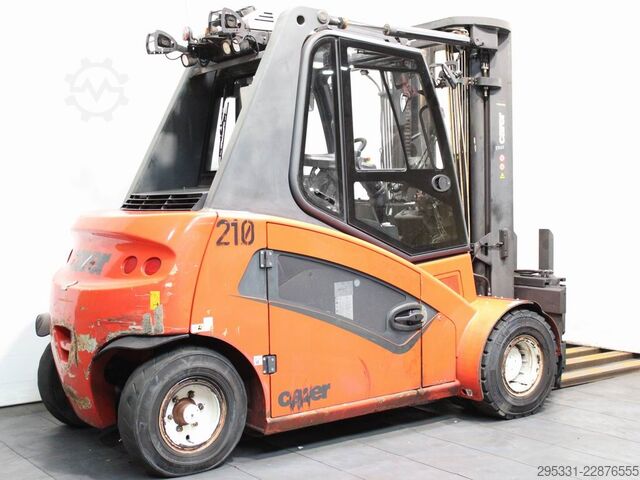 Electric 4-wheel forklift Carer A 80-900X