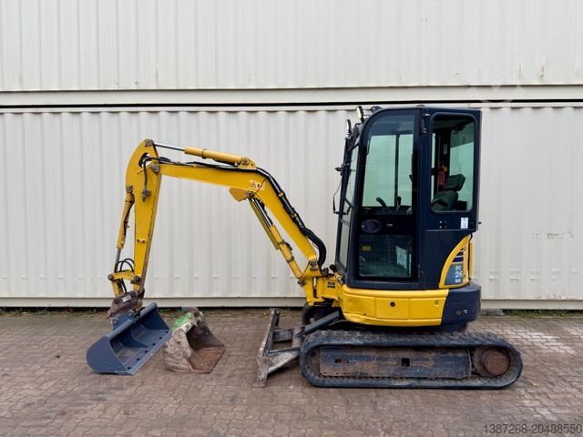 Minibagger KOMATSU PC26MR-3 / 2020 BJ / 2 x Löffel