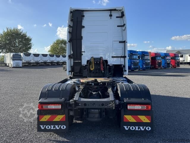 Standard SZM Volvo FH 500 Globe XL Retarder I-Park Cool